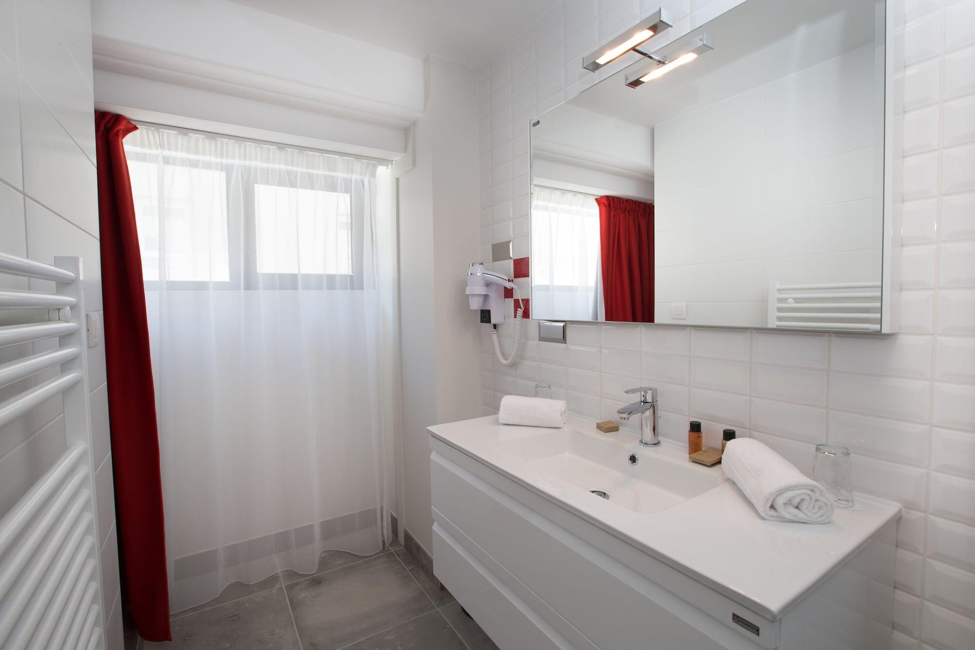Hotel La Fabrique La Rochelle  Dış mekan fotoğraf